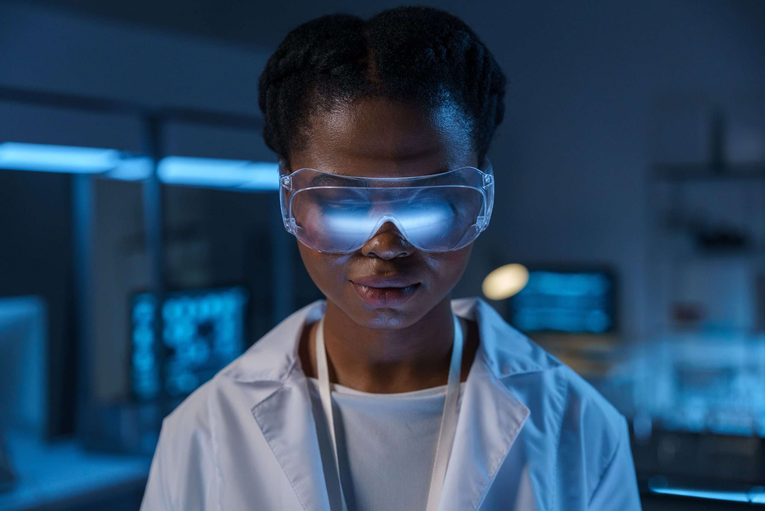 Scientist working in a laboratory